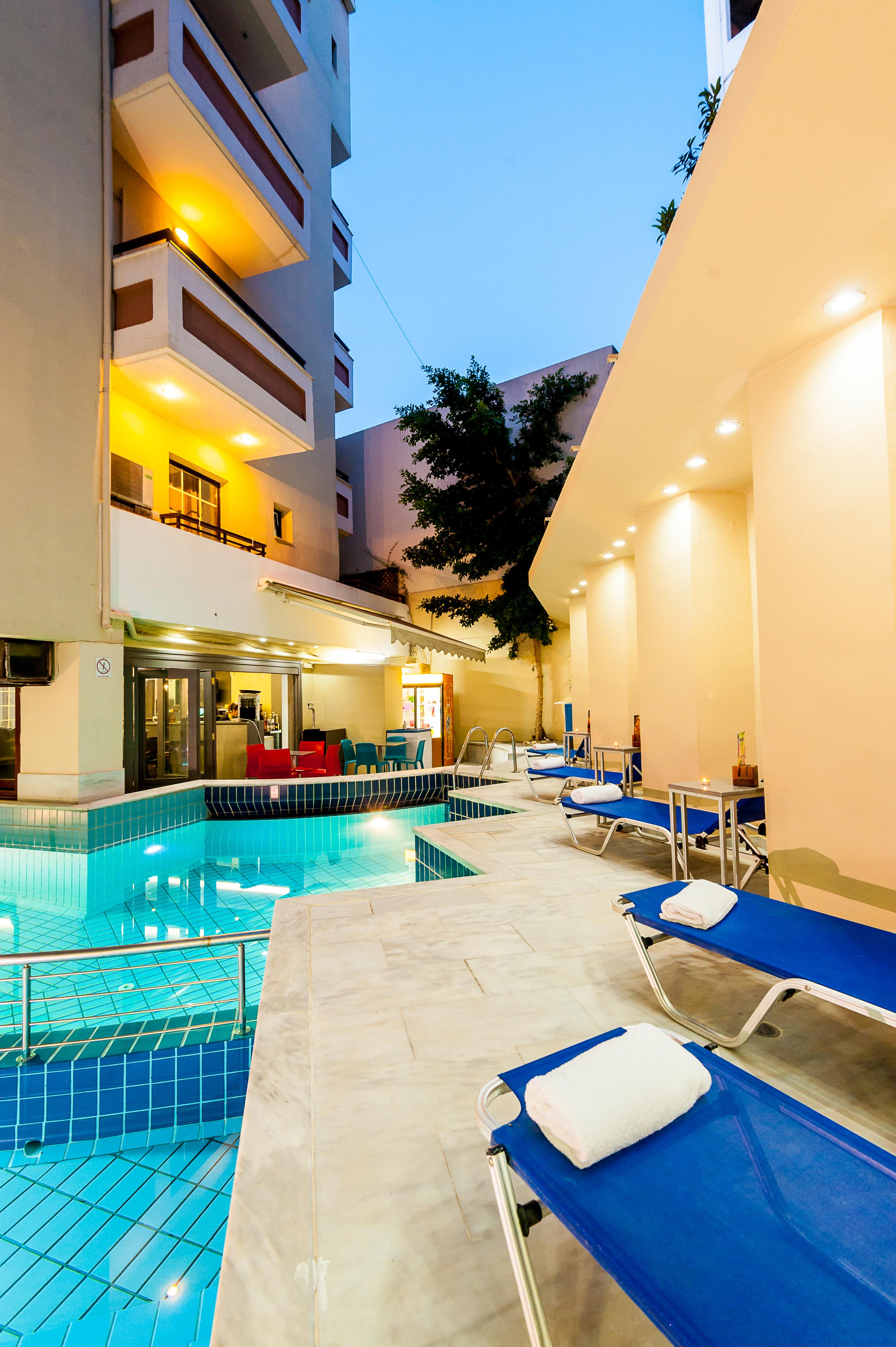 Elina Hotel Apartments レティムノ エクステリア 写真